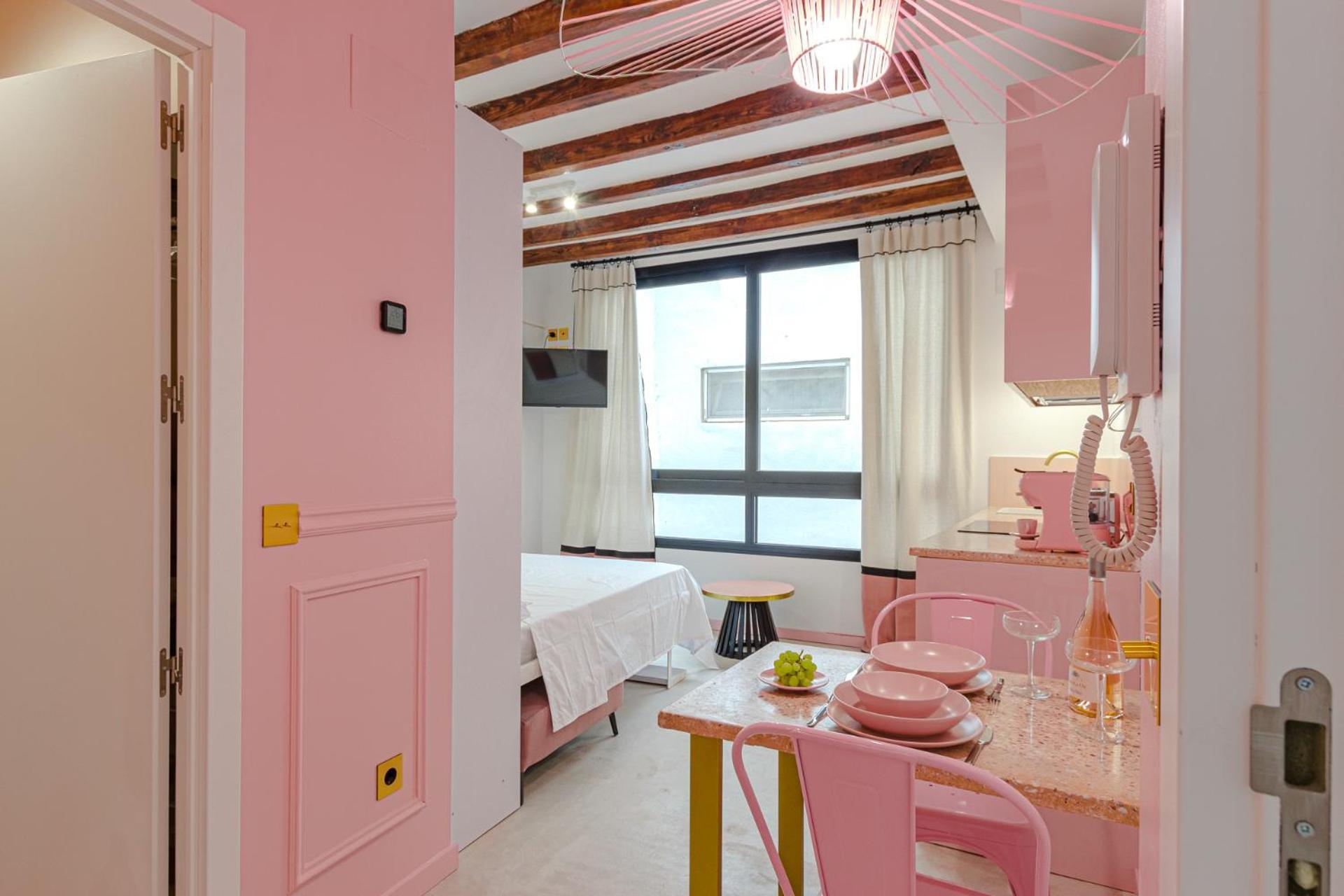 Glamorous Pink Studio In City Center 알리칸테 외부 사진